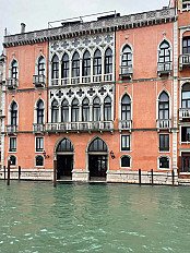 Puig impulsa la creatividad global de la mano de la Fondazione Dries Van Noten