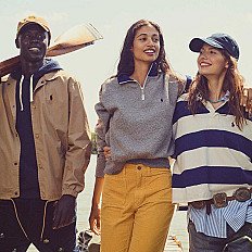 Ralph Lauren elevó sus ingresos un 15 % hasta los 8100 millones de dólares en su último ejercicio