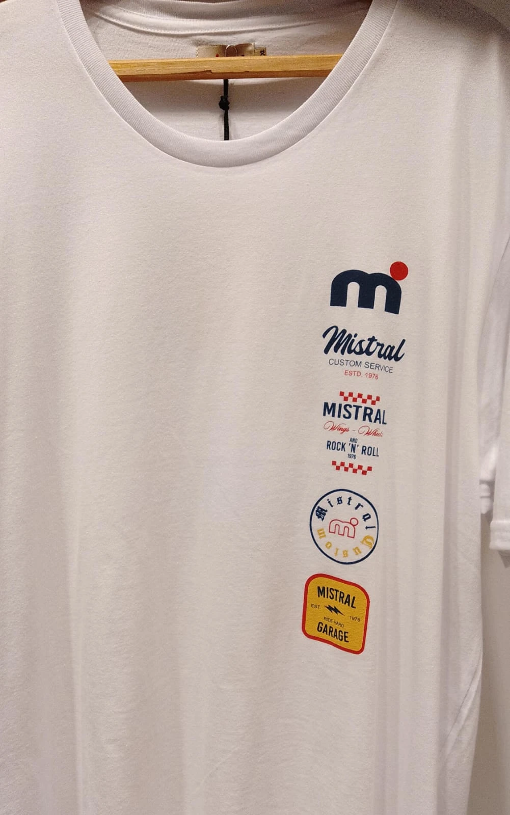REMERA ALGODON - 100% ALGODON CON ESTAMPA ADELANTE - 1